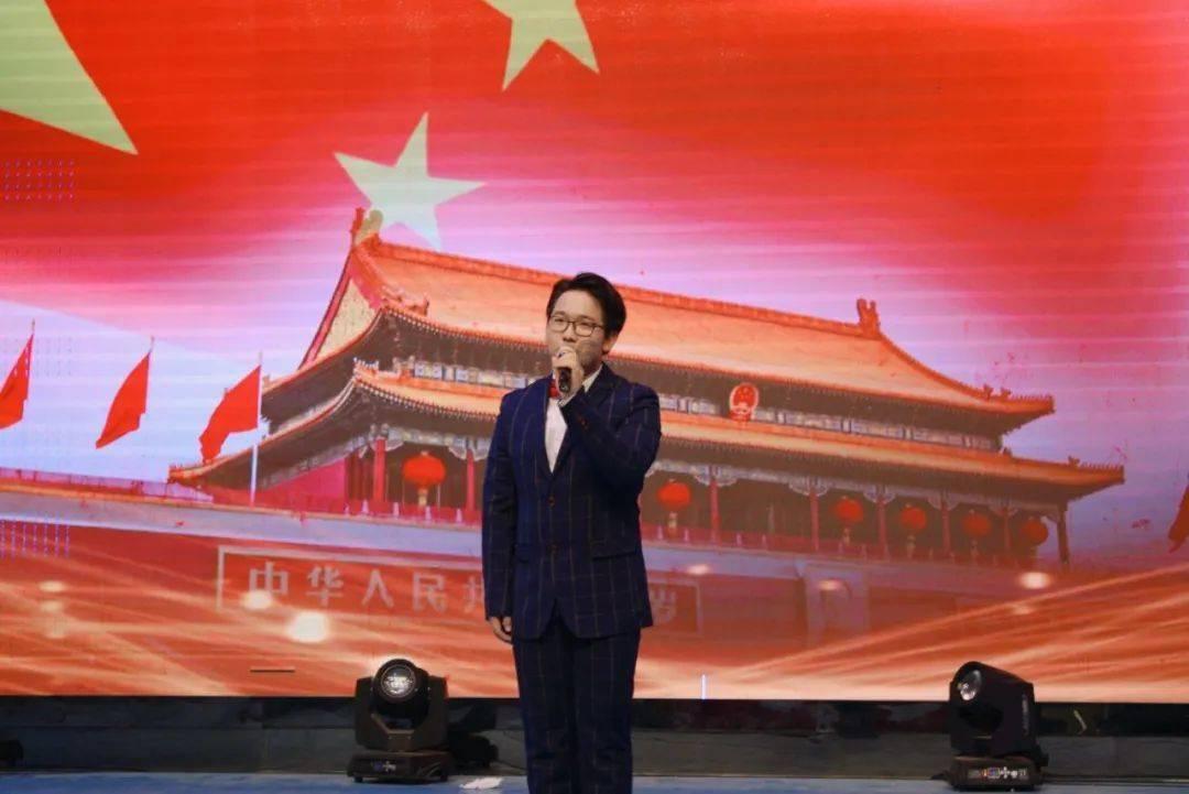中国最高树上发现50余种高等植物，这项发现会带来哪些影响？游戏画面